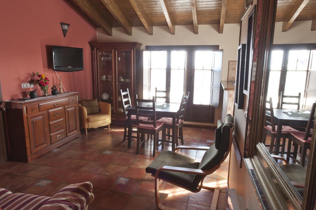 Apartamentos Rurales Villa Del Sain Кудилеро Екстериор снимка